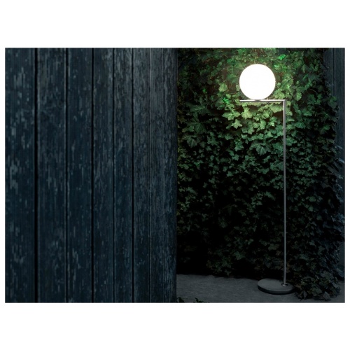 IC Outdoor Floor Lamp 9