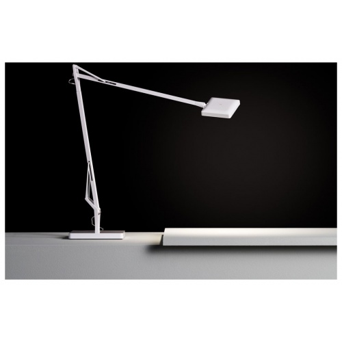 Kelvin Edge Table Lamp 11