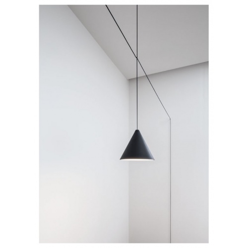 String Pendant Light – Cone 10