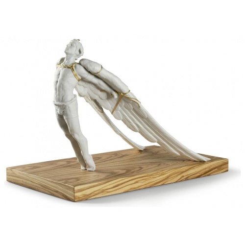 Icarus Figurine 6