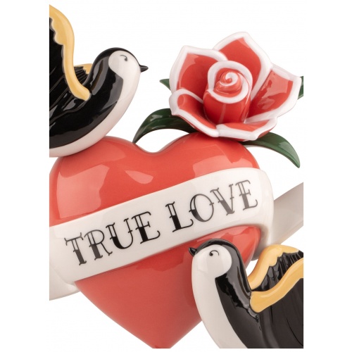 True love Heart Figurine 8