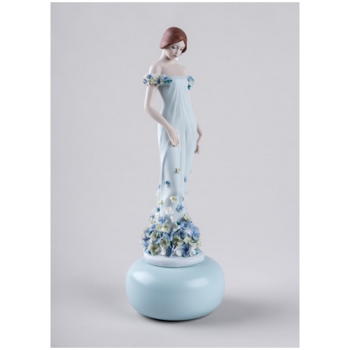 Haute Allure Refined Elegance Woman Figurine. Limited Edition 8