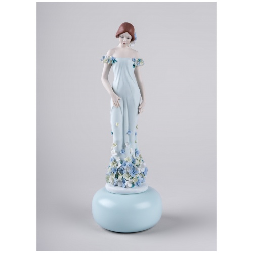 Haute Allure Refined Elegance Woman Figurine. Limited Edition 9