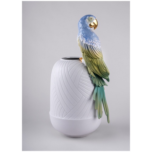 Macaw Bird Vase 9