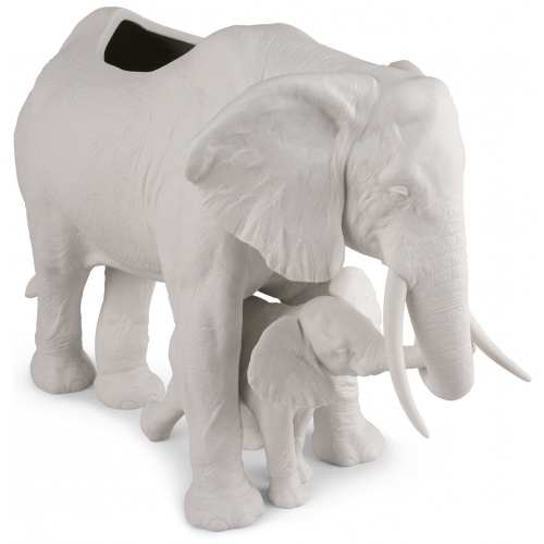 Elephant garden Sculpture. Matte White. Plant the Future 7