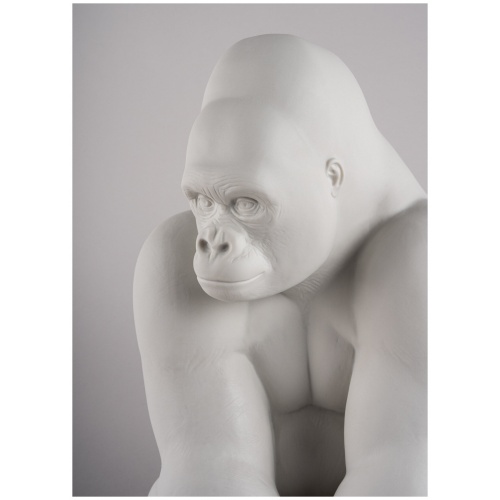 Gorilla with Airplants Figurine. Matte White-h. Plant the Future 13