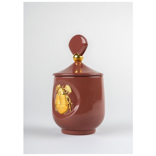 Scarab candle Luxurious animals. Moonlight Scent 10