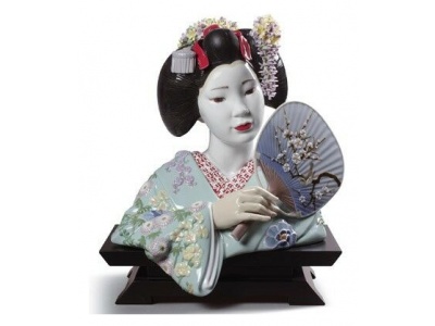 Maiko Sculpture. Limited Edition