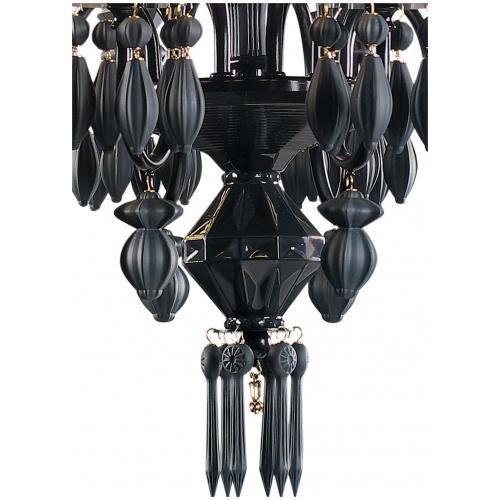 Belle de Nuit 12 Lights Chandelier. Absolute Black (CE/UK) 8