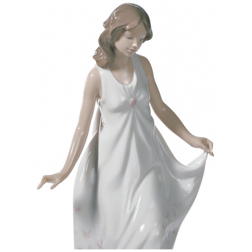 Wonderful Mother Figurine 6