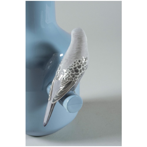 Parrot Parade Vase. Blue 9