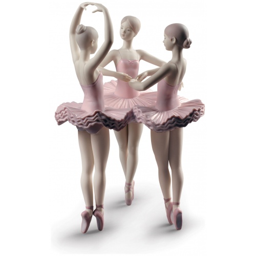 Our Ballet Pose Dancers Figurine 5