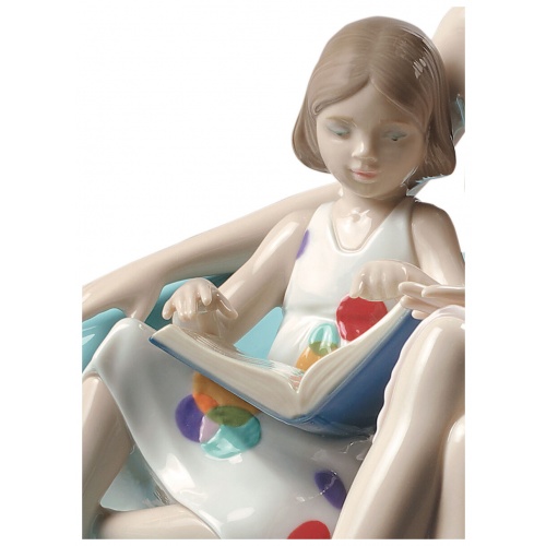 Our Reading Moment Mother Figurine 6