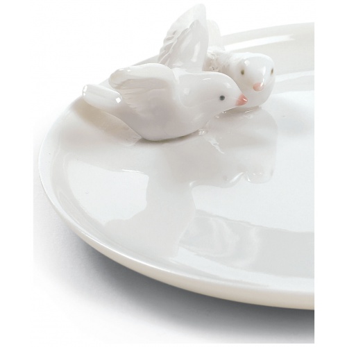 Doves Plate 5