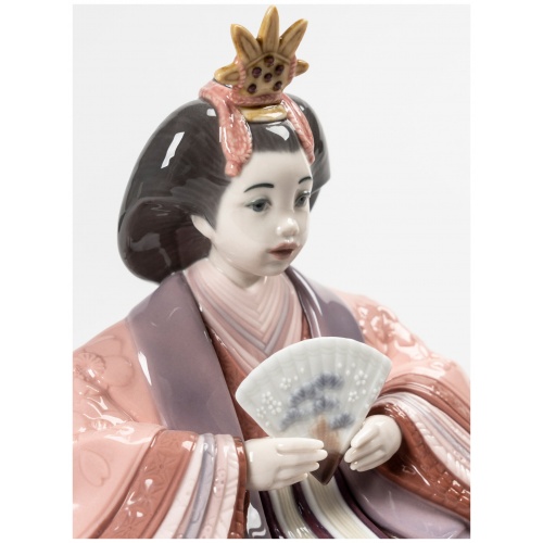 Hina Dolls Figurine. Violet 7