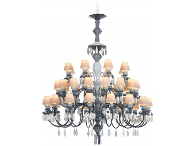 Belle de Nuit 40 Lights Chandelier. Black (CE/UK)