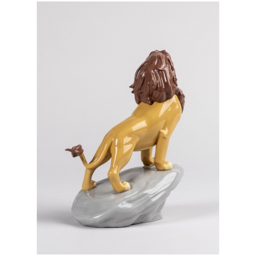 Simba Figurine 7