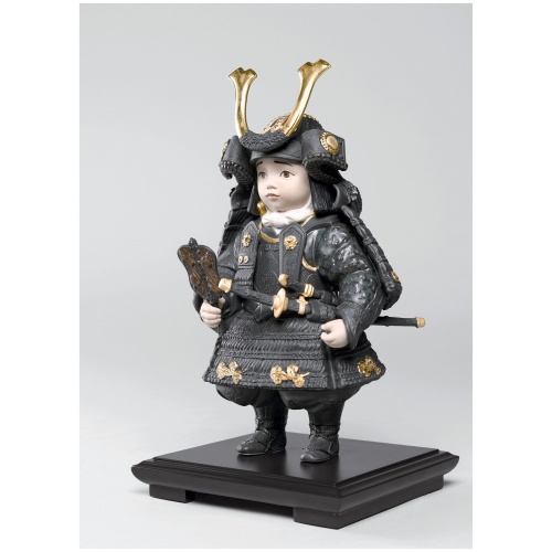 Warrior Boy Figurine. Golden luster 8