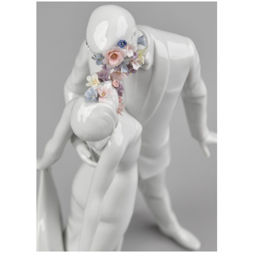 Love I Couple Figurine 6