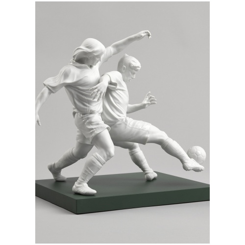 Champions Team Footballers Figurine 9