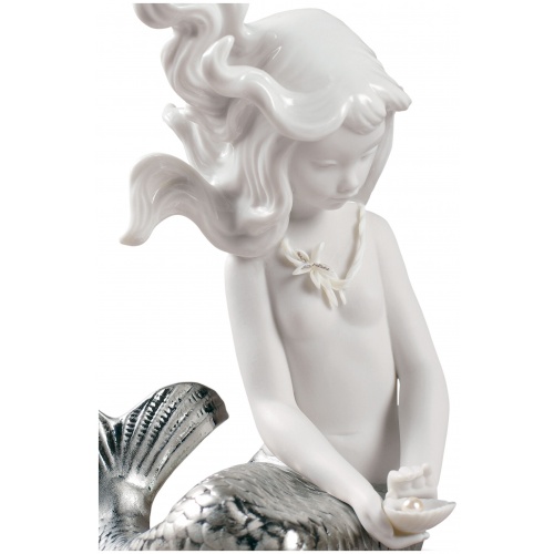 Mirage Mermaid Figurine. Silver Lustre 5