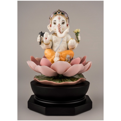 Padmasana Ganesha Figurine 9