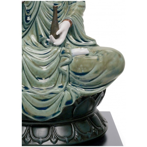 Kwan Yin Figurine. Green 8