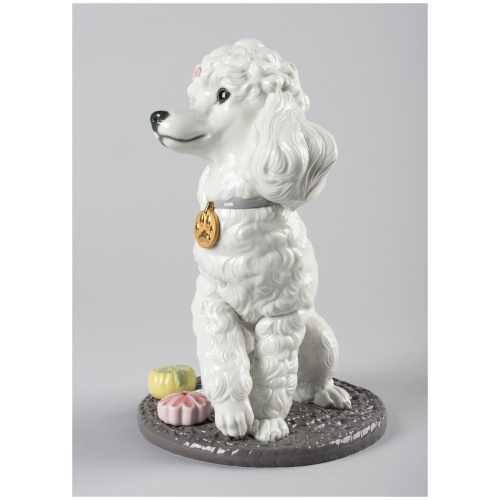 Poodle with Mochis Dog Figurine 11