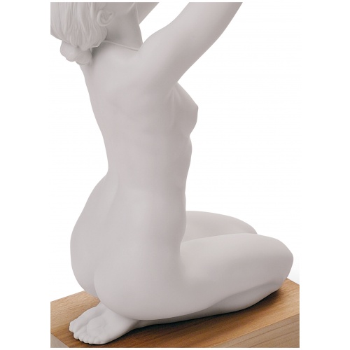 Beginnings Mother Figurine 7