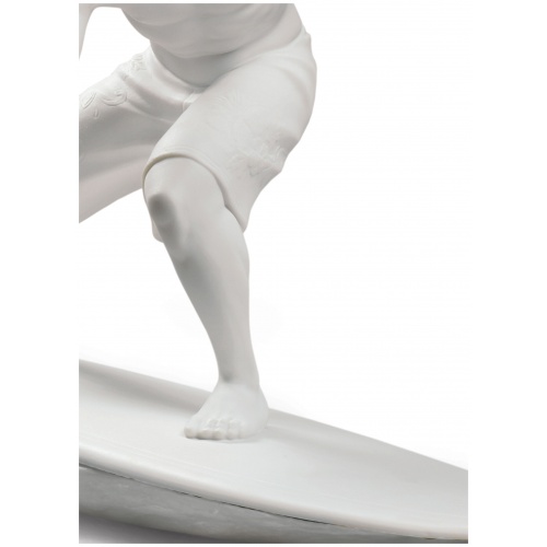 Soul Surfer Man Figurine 8