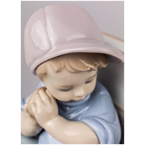 My Favourite Place Boy Figurine 7