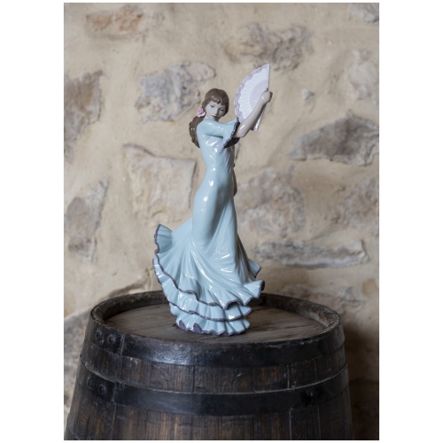 Passion and Soul Flamenco Woman Figurine 8