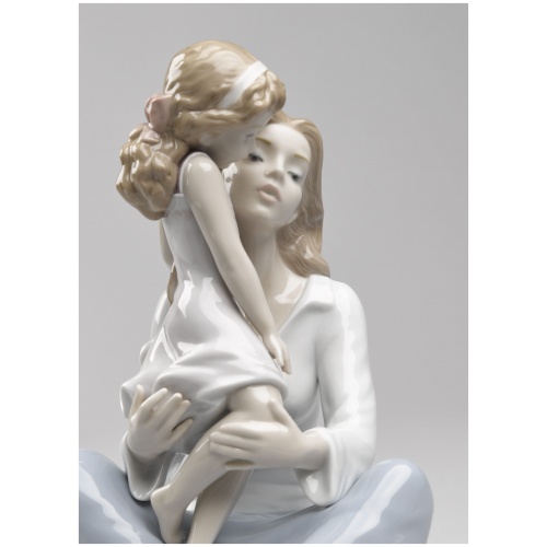 Mommy’s Little Girl Mother Figurine 8