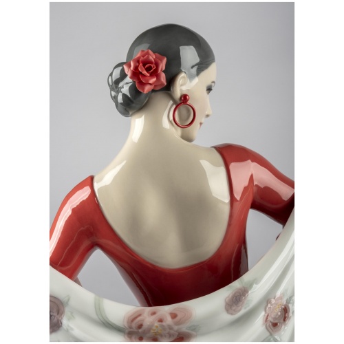 Flamenco Soul Woman Figurine 9