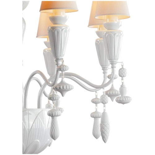 Ivy and Seed 8 Lights Chandelier. White (CE/UK) 8