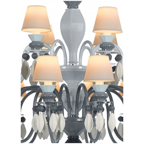 Belle de Nuit 24 Lights Chandelier. Black (CE/UK) 7