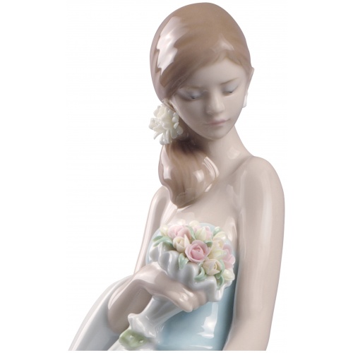 Her Special Day Bride Figurine 5