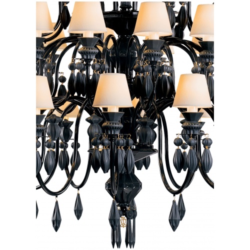 Belle de Nuit 40 Lights Chandelier. Absolute Black (CE/UK) 8