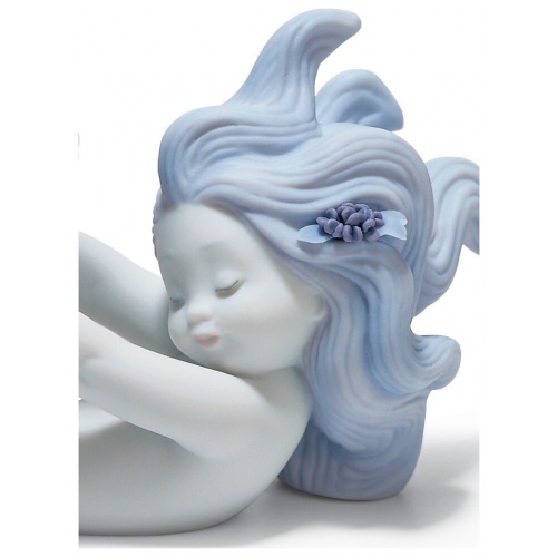 Playing at Sea Mermaid Figurine 5