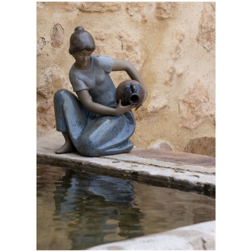 Young Water Woman Figurine 7