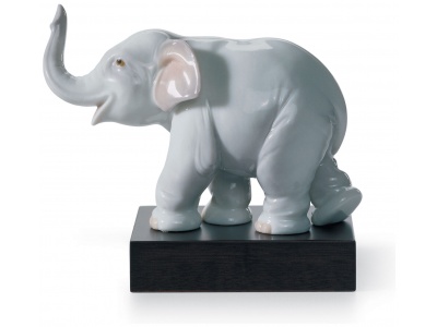 Lucky Elephant Figurine 3