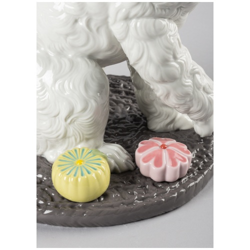 Poodle with Mochis Dog Figurine 9