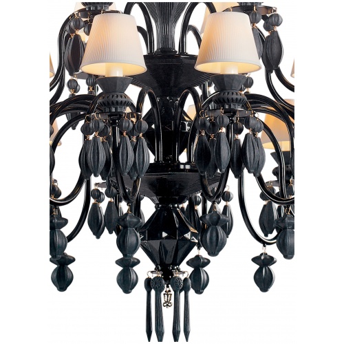 Belle de Nuit 24 Lights Chandelier. Absolute Black (CE/UK) 8