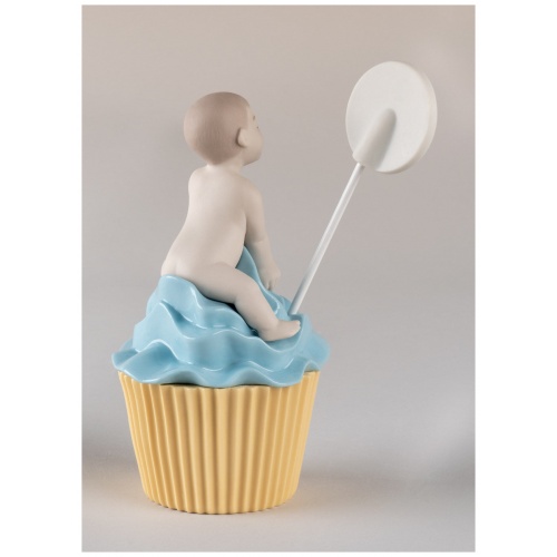 My sweet Cupcake. Boy Figurine. Customizable 6