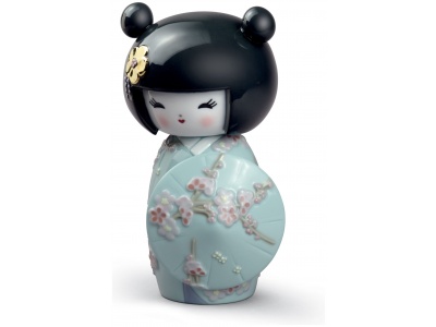 Kokeshi III Figurine