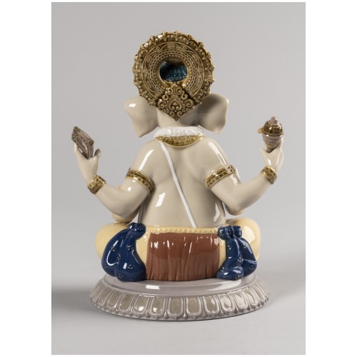 Lord Ganesha Figurine 6