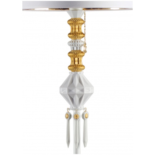 Belle de Nuit Floor Lamp I. Golden Luster (UK) 6