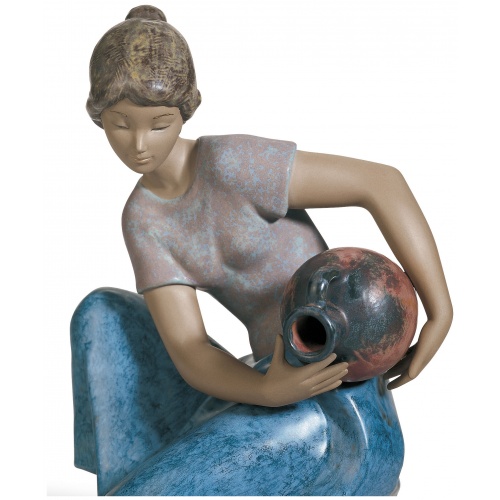 Young Water Woman Figurine 6