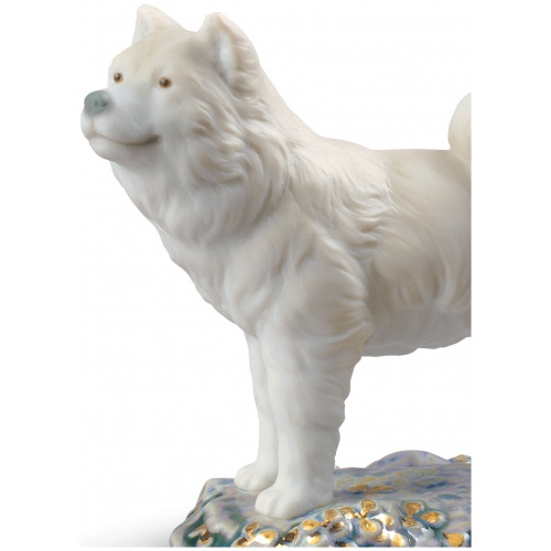 The Dog Mini Figurine 5