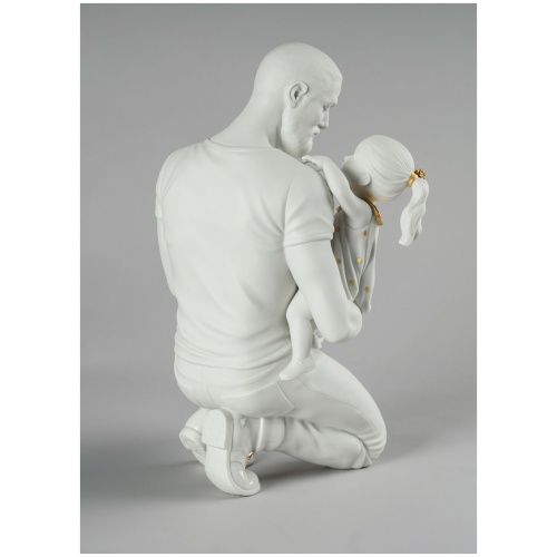 In Daddy’s Arms Figurine. Golden Luster <(>&<)> White 7